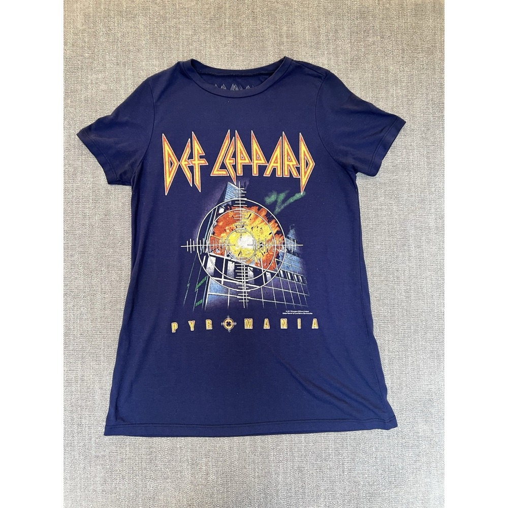 Def Leppard Pyromania Band T-Shirt Women's Medium Blue Graphic Rock Tee